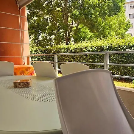 T2 Spacieux Avec Terrasse Et Clim Apartament